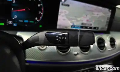Mercedes-Benz E-Class 2021 2.0 гидро, миниатюра 9