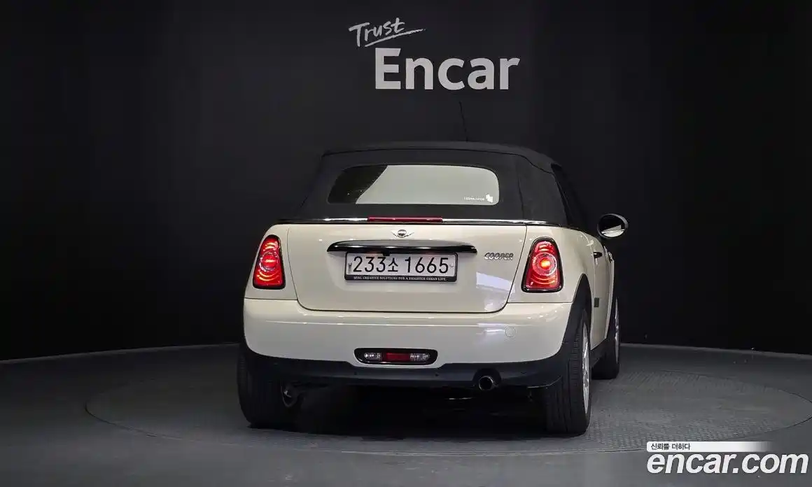 Mini Cooper Convertible 2014 1.6 гидро в Москве № 179874, фото 19