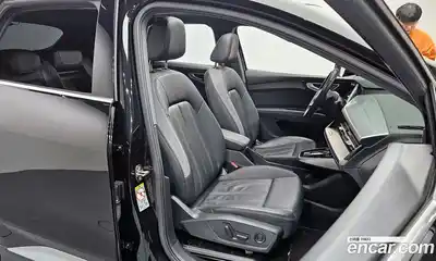 Audi Q4 e-tron 2022 0.2 гидро в Москве № 189598, миниатюра 12