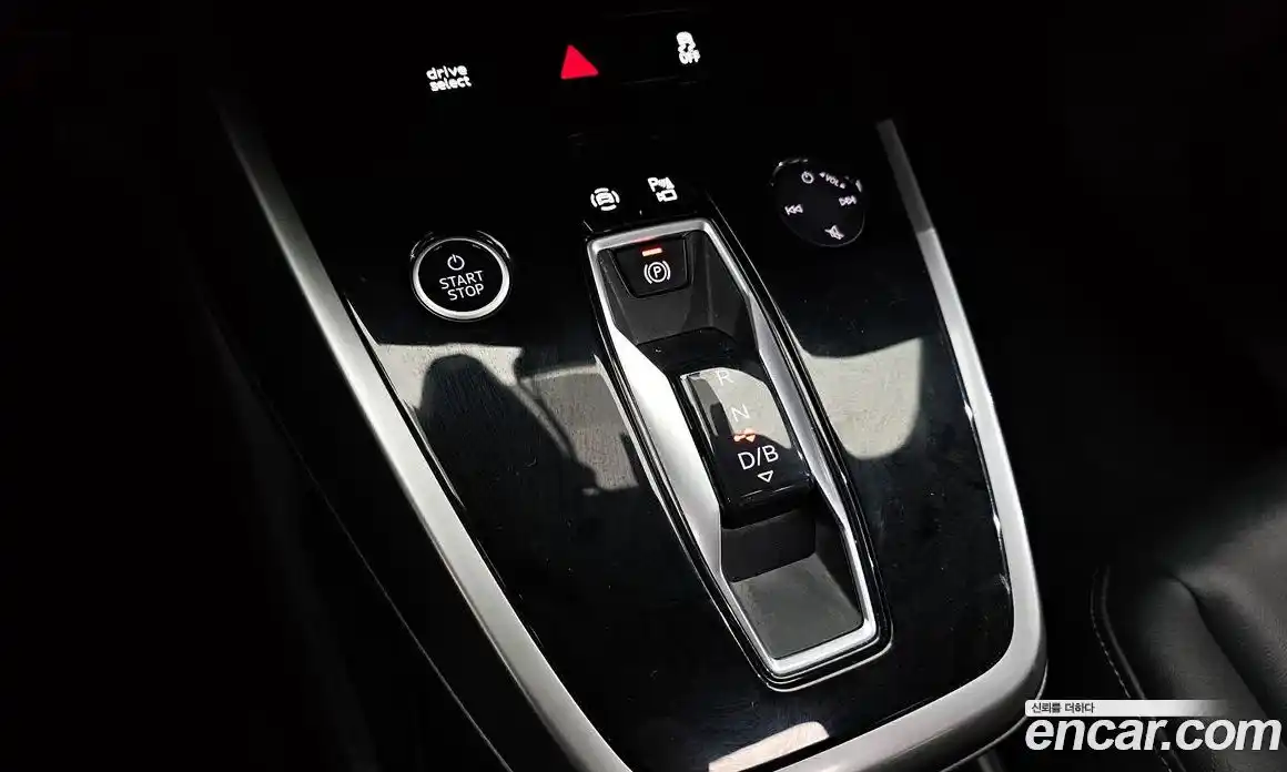Audi Q4 e-tron 2022 0.2 гидро в Москве № 189598, фото 9