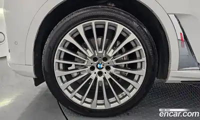 BMW X7 2022 3.0 гидро в Москве № 192543, миниатюра 5