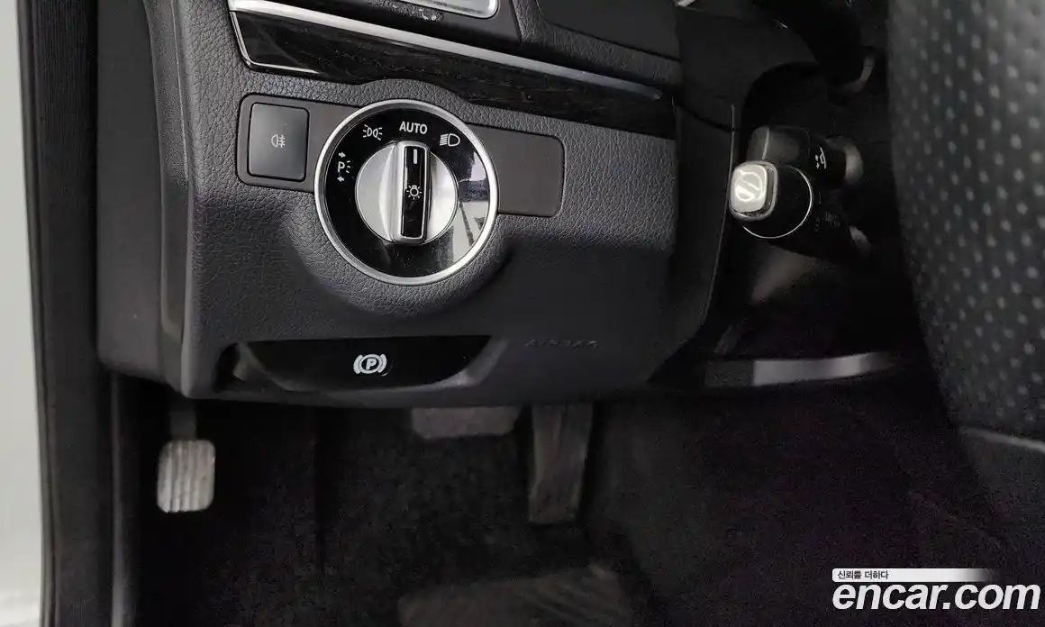 Mercedes-Benz E-Class 2014 2.0 гидро в Москве № 195513, фото 16