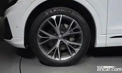 Audi Q8 2020 3.0 гидро в Москве № 196315, миниатюра 5