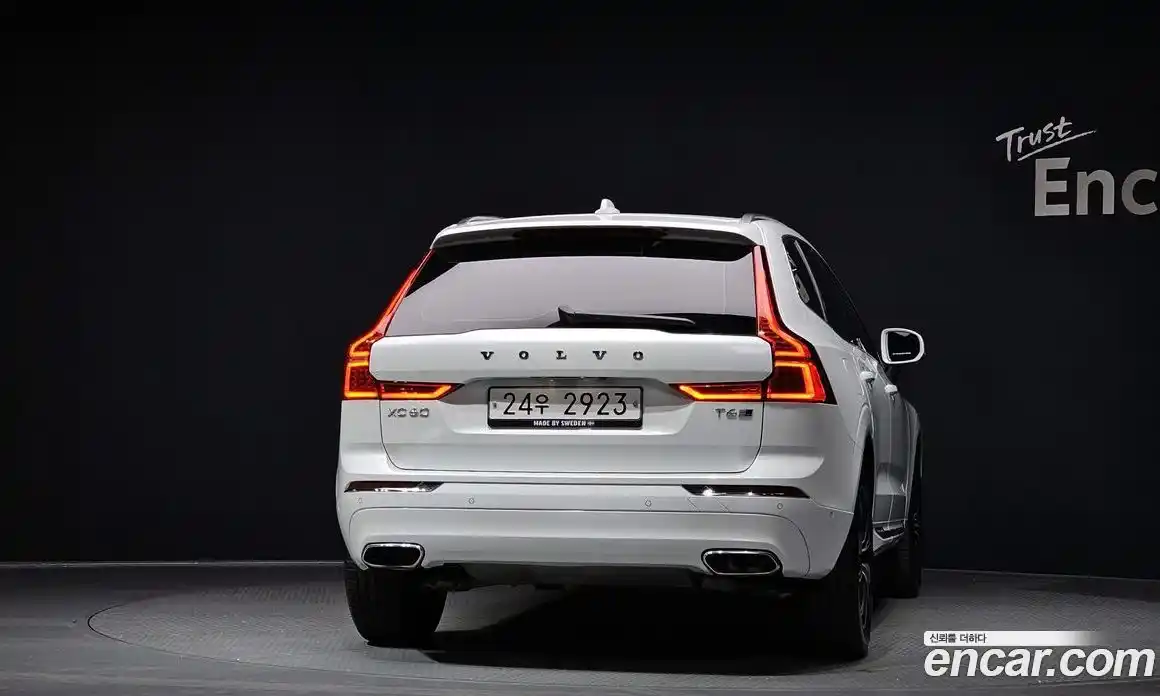 Volvo XC60 2018 2.0 гидро в Москве № 197003, фото 4