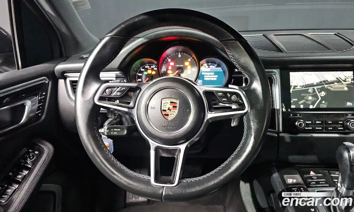 Porsche Macan 2017 3.0 гидро в Москве № 197574, фото 11