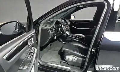 Porsche Macan 2017 3.0 гидро в Москве № 197574, миниатюра 10