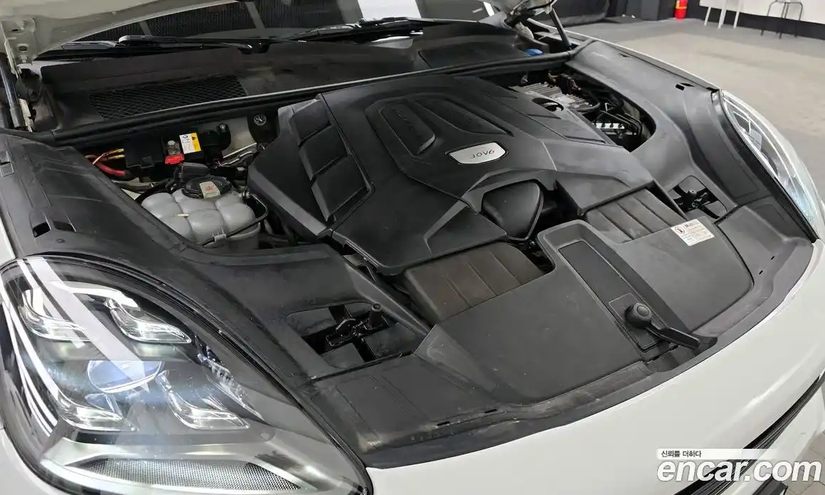 Porsche Cayenne 2019 3.0 гидро в Москве № 197633, фото 6
