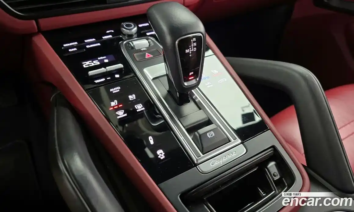 Porsche Cayenne 2019 3.0 гидро в Москве № 197633, фото 9