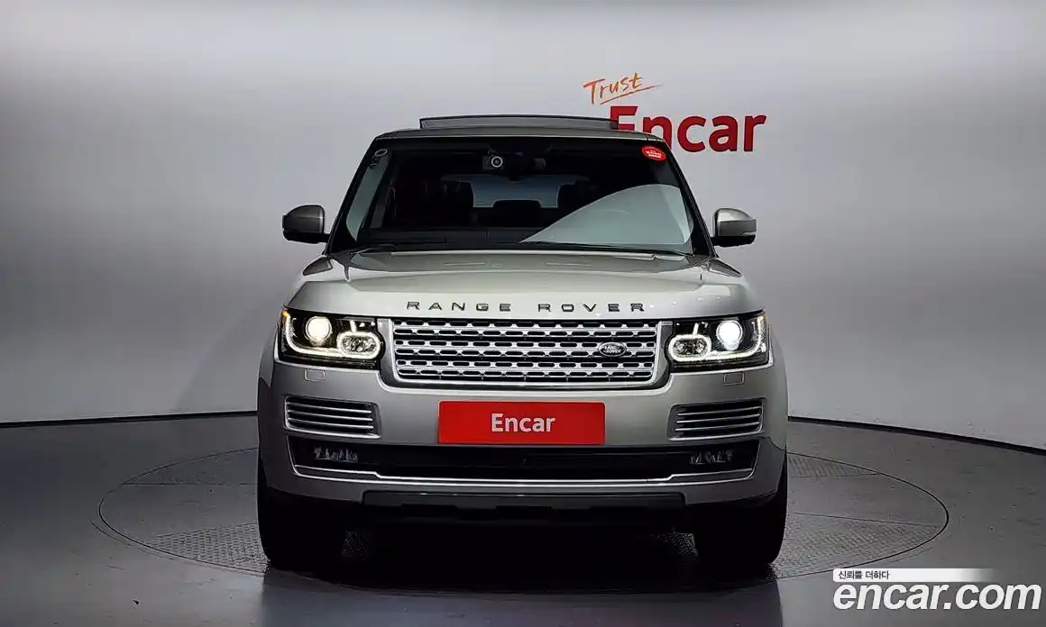 Land Rover Range-Rover 2016 4.4 гидро в Москве № 198224, фото 3