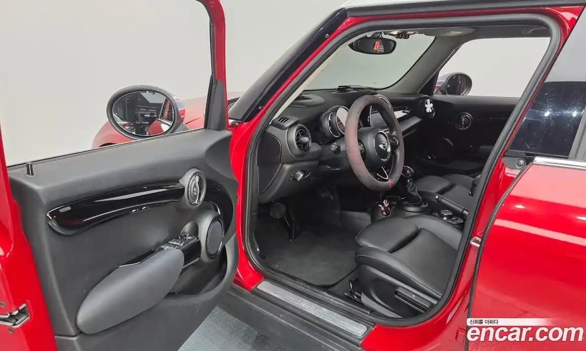 Mini Cooper 2018 1.5 гидро в Москве № 198443, фото 11