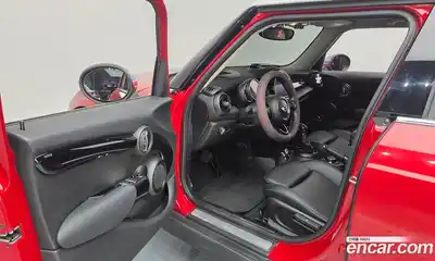 Mini Cooper 2018 1.5 гидро в Москве № 198443, миниатюра 11