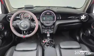 Mini Cooper 2018 1.5 гидро в Москве № 198443, миниатюра 7