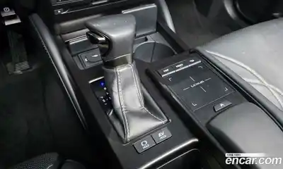 Lexus ES 2018 2.5 гидро в Москве № 198797, миниатюра 9