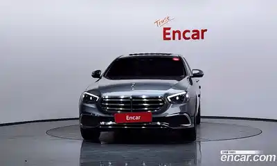 Mercedes-Benz E-Class 2023 2.0 гидро в Москве № 203269, миниатюра 3