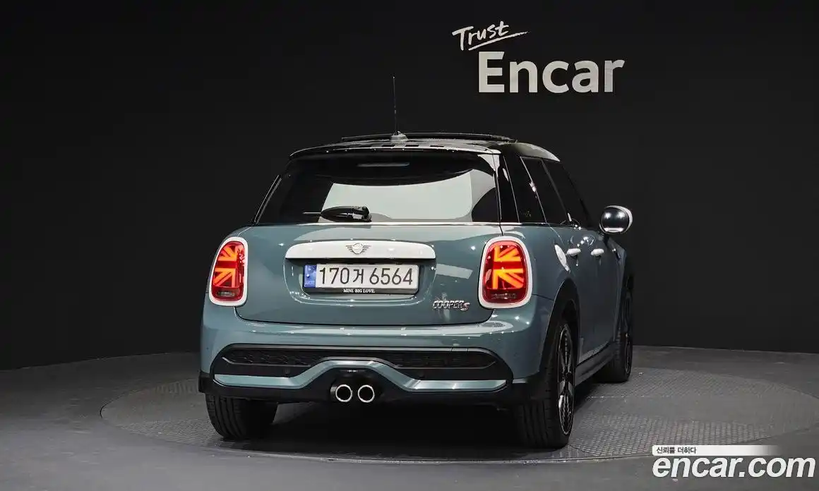 Mini Cooper 2023 2.0 гидро в Москве № 204810, фото 4