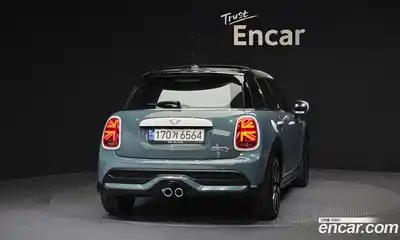 Mini Cooper 2023 2.0 гидро в Москве № 204810, миниатюра 4