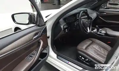 BMW 5-Series 2018 2.0 гидро в Москве № 211580, миниатюра 11