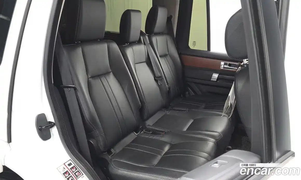 Land Rover Discovery 2015 3.0 гидро в Москве № 213693, фото 12