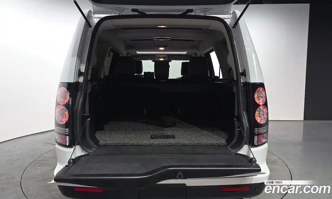 Land Rover Discovery 2015 3.0 гидро в Москве № 213693, фото 20