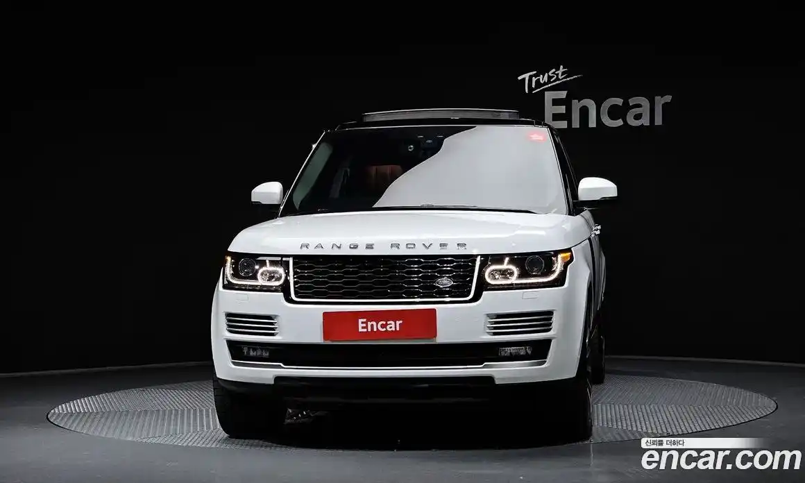Land Rover Range-Rover 2017 4.4 гидро в Москве № 213784, фото 3