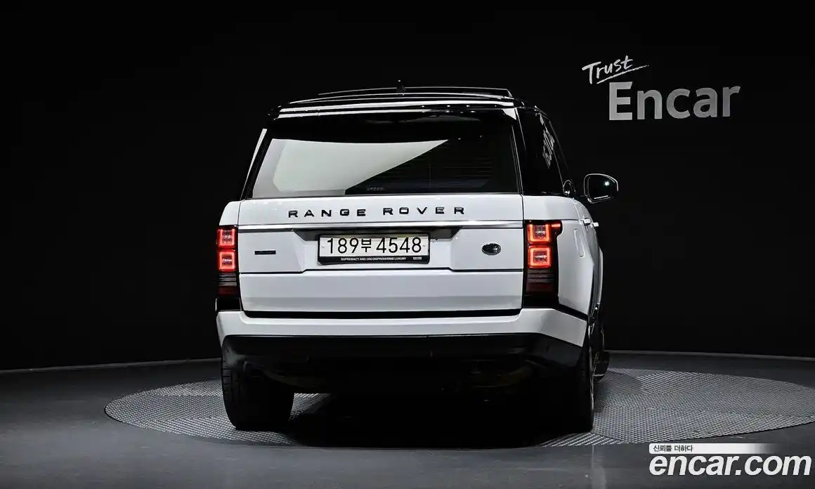 Land Rover Range-Rover 2017 4.4 гидро в Москве № 213784, фото 4