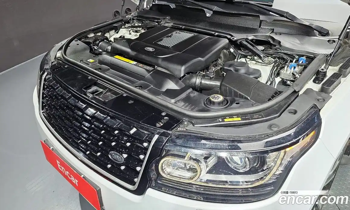 Land Rover Range-Rover 2017 4.4 гидро в Москве № 213784, фото 6