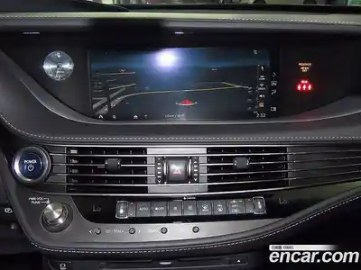 Lexus LS 2018 3.5 гидро в Москве № 214856, миниатюра 11