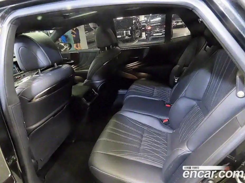 Lexus LS 2018 3.5 гидро в Москве № 214856, фото 10