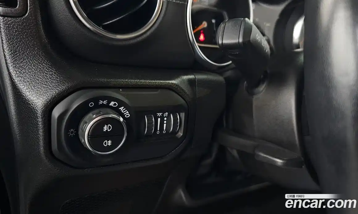 Jeep Wrangler 2023 2.0 гидро в Москве № 215448, фото 14
