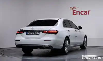 Mercedes-Benz E-Class 2020 2.0 гидро, миниатюра 2