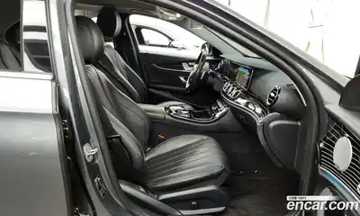 Mercedes-Benz E-Class 2018 3.0 гидро в Москве № 224947, миниатюра 11
