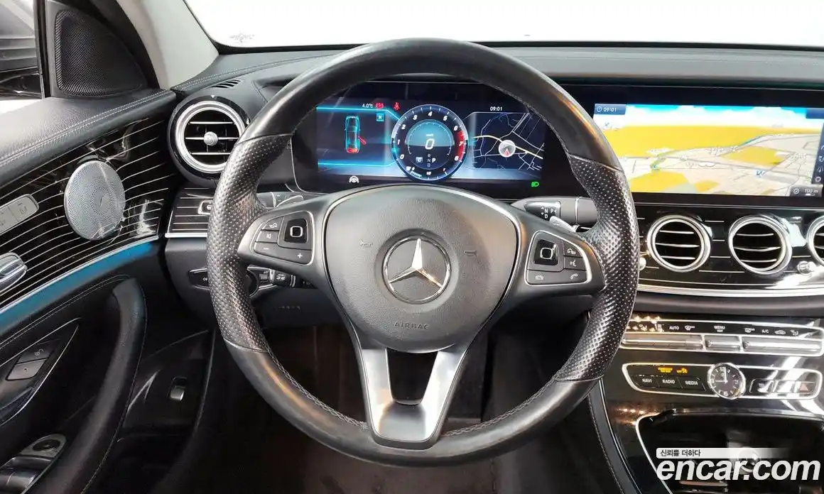 Mercedes-Benz E-Class 2018 3.0 гидро в Москве № 224947, фото 13