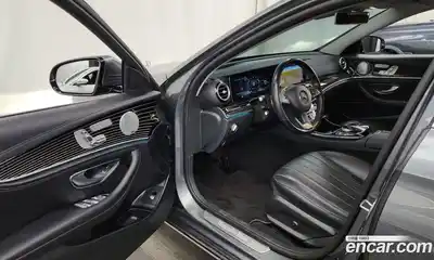Mercedes-Benz E-Class 2018 3.0 гидро в Москве № 224947, миниатюра 10