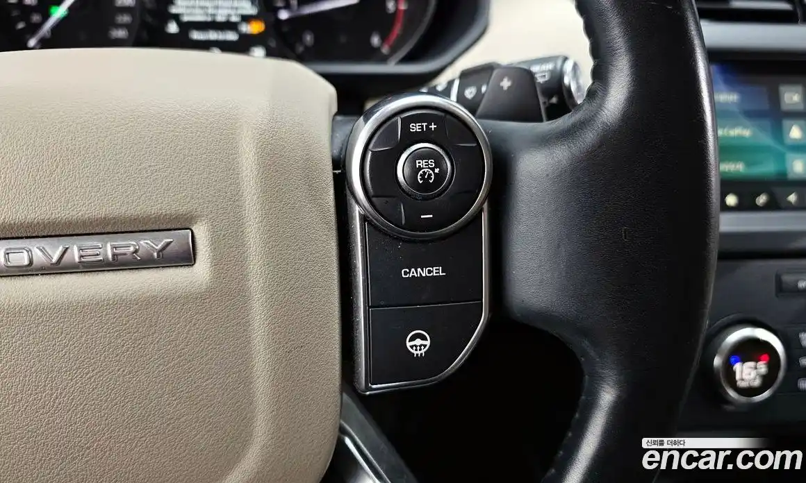 Land Rover Discovery 2018 2.0 гидро в Москве № 228395, фото 14