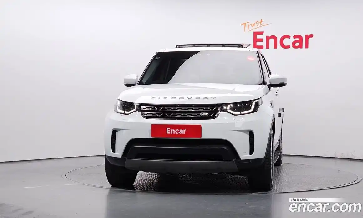Land Rover Discovery 2018 2.0 гидро в Москве № 228395, фото 3