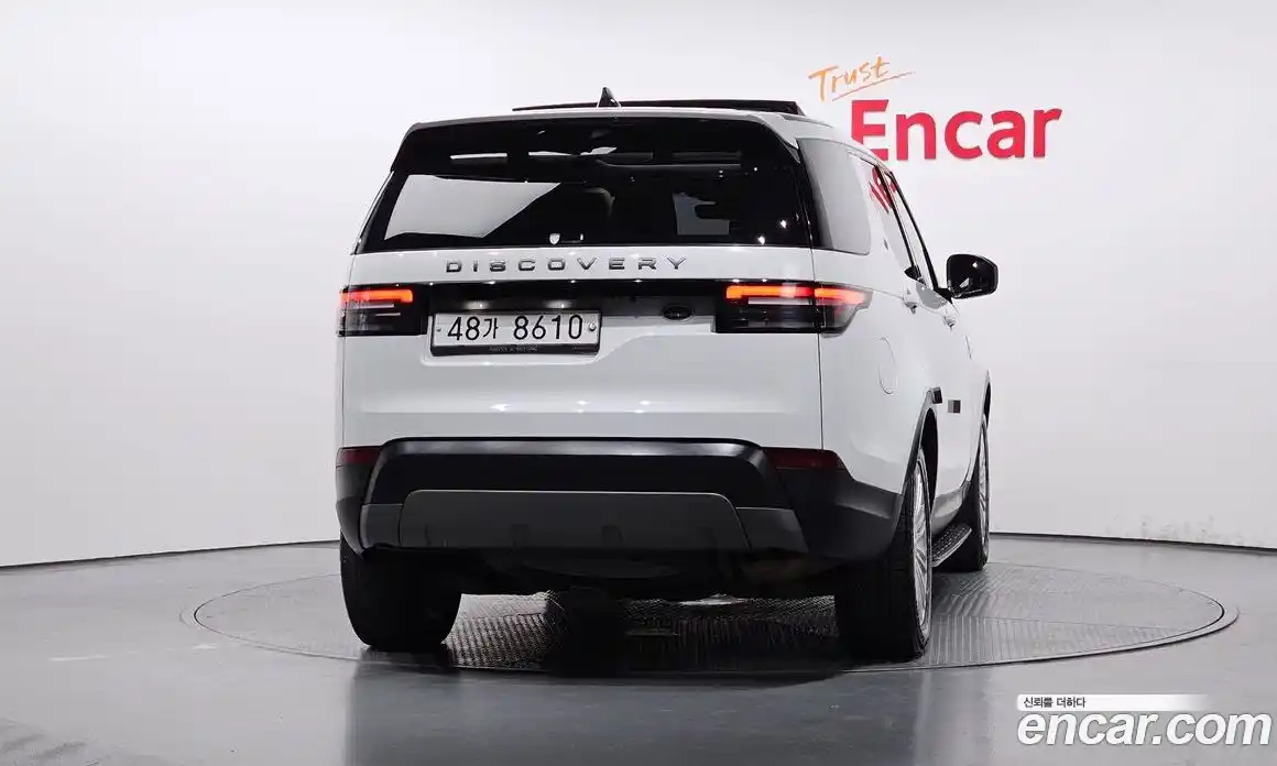 Land Rover Discovery 2018 2.0 гидро в Москве № 228395, фото 4
