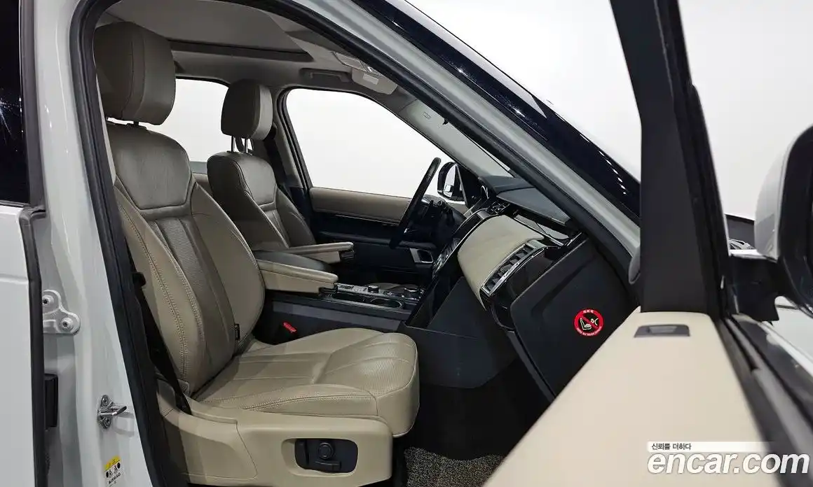 Land Rover Discovery 2018 2.0 гидро в Москве № 228395, фото 10