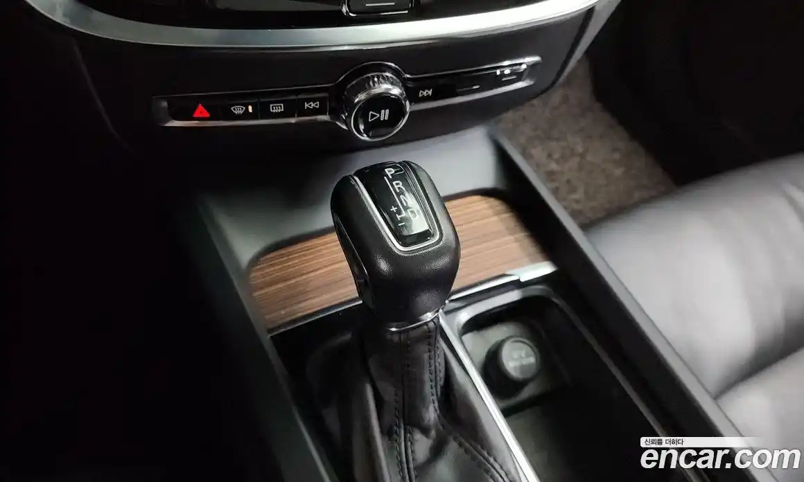 Volvo S60 2020 2.0 гидро в Москве № 228625, фото 9
