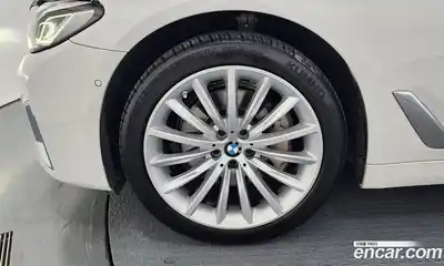 BMW 5-Series 2023 2.0 гидро в Москве № 228998, миниатюра 5