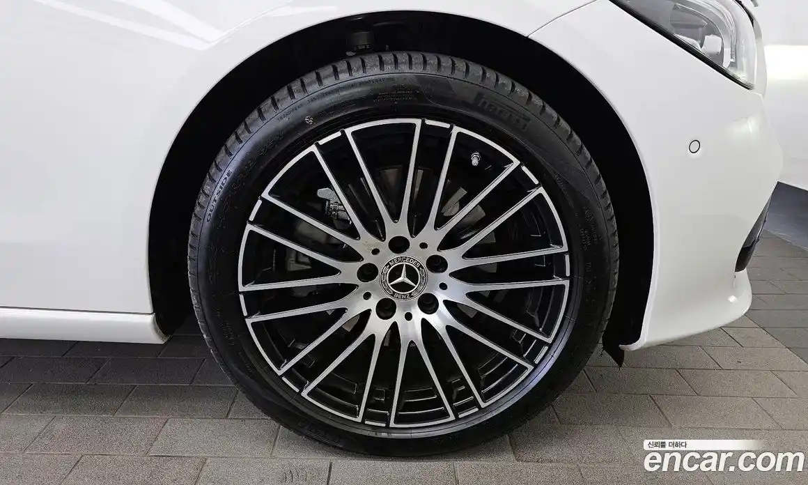 Mercedes-Benz C-Class 2024 2.0 гидро в Москве № 229450, фото 5