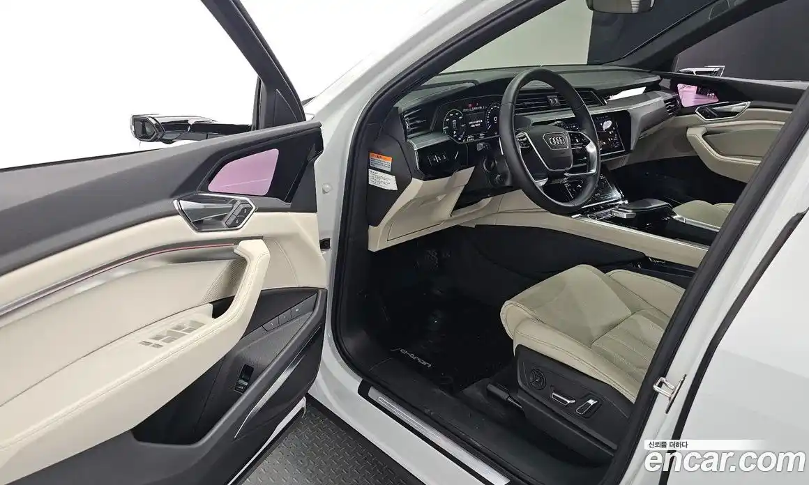 Audi e-tron 2023 0.2 гидро в Москве № 229767, фото 11