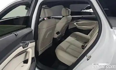 Audi e-tron 2023 0.2 гидро в Москве № 229767, миниатюра 12