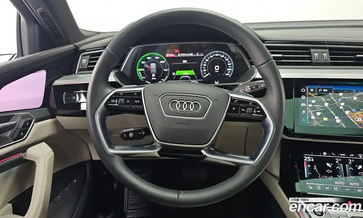 Audi e-tron 2023 0.2 гидро в Москве № 229767, фото 13