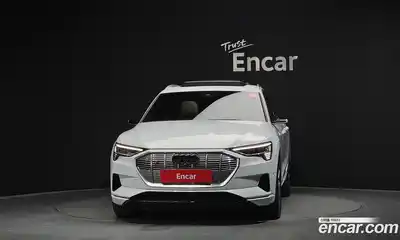Audi e-tron 2023 0.2 гидро в Москве № 229767, миниатюра 3