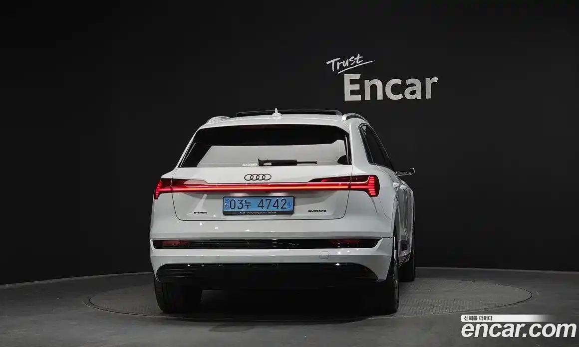 Audi e-tron 2023 0.2 гидро в Москве № 229767, фото 4
