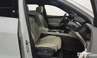 Audi e-tron 2023 0.2 гидро в Москве № 229767, миниатюра 10