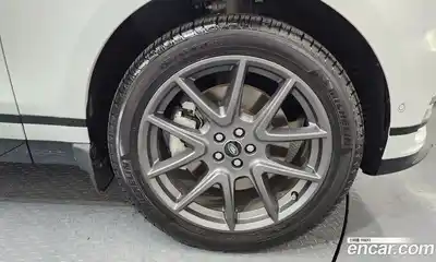 Land Rover Range-Rover Velar 2025 3.0 гидро в Москве № 231110, миниатюра 4