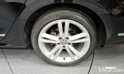 Volkswagen Passat 2013 2.5 гидро в Москве № 232153, миниатюра 5