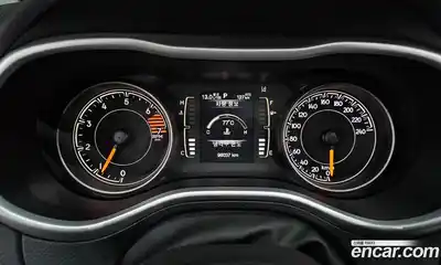 Jeep Cherokee 2017 2.4 гидро в Москве № 232656, миниатюра 8