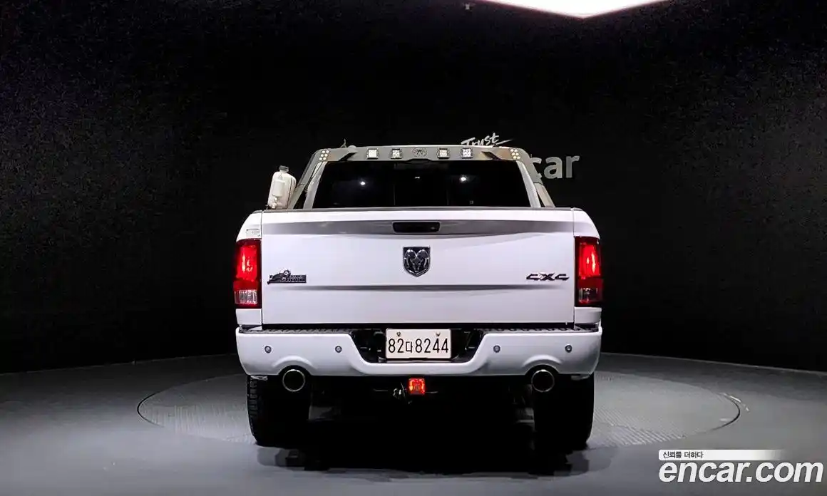 Dodge Ram Pick Up 2014 5.7 гидро в Москве № 233526, фото 4